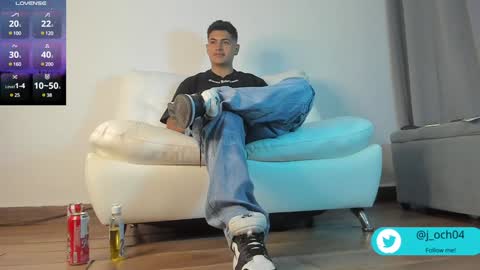 Snapshot of _juanes__ chatting on 01-29-25, 02:40 _juanes__ online show from 01-29-25, 02:40