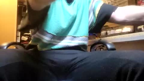 Snapshot of _julian_69 chatting on 12-01-24, 08:20 Jonnhy online show from 12-01-24, 08:20