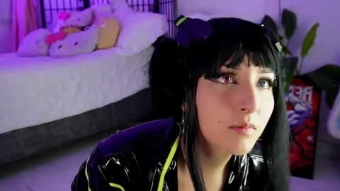 Snapshot of _julyana_ chatting on 05-24-26, 08:25 JULIANA online show from 05-24-26, 08:25