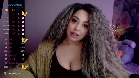 Snapshot of _just_a_queen_3 chatting on 02-13-25, 05:54 _just_a_queen_3 online show from 02-13-25, 05:54