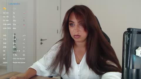 _just_a_queen_3 online show from 07-03-26, 11:38
