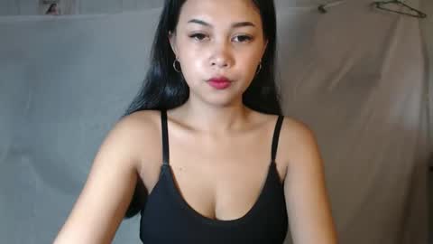 Snapshot of _justrea chatting on 05-18-26, 07:36 call me rea online show from 05-18-26, 07:36