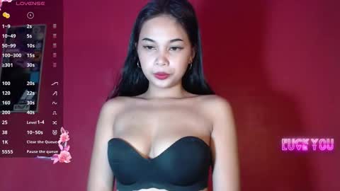 Snapshot of _justrea chatting on 05-25-26, 03:29 call me rea online show from 05-25-26, 03:29