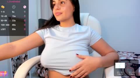 Snapshot of _karina18 chatting on 01-20-25, 11:32 Karina online show from 01-20-25, 11:32