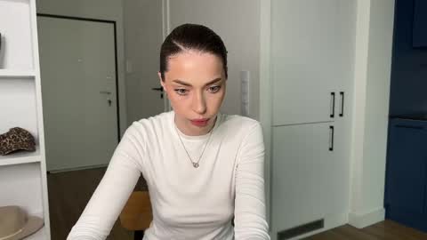_kate_22 online show from 05-17-26, 03:08