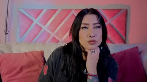 kelly online show from 05-26-26, 12:34
