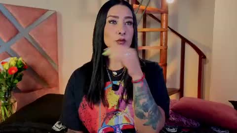 Snapshot of _kelly_hous36 chatting on 06-20-26, 01:36 kelly online show from 06-20-26, 01:36