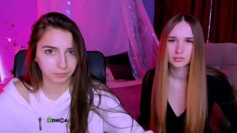 _kellykitten_ online show from 03-18-26, 09:45