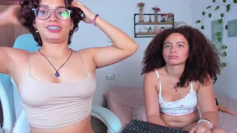 Snapshot of _kellys chatting on 02-08-26, 01:36 kelly online show from 02-08-26, 01:36