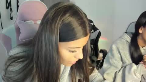 khloe sweet online show from 02-16-26, 06:26