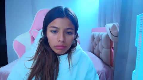 khloe sweet online show from 04-15-26, 09:37