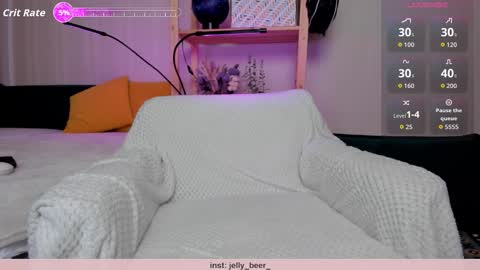 Snapshot of _kiki_pie chatting on 11-03-25, 10:49 Kiara 0100 - 0700 UTC almost every day online show from 11-03-25, 10:49