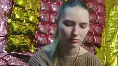 _kikiclark_ online show from 03-20-26, 06:13