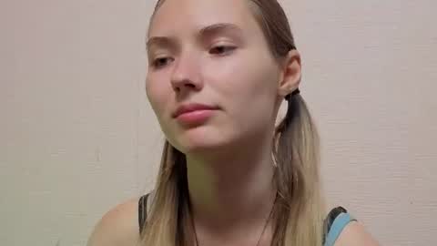 _kikiclark_ online show from 07-05-26, 07:10