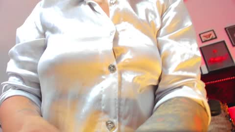 Kiraaaa 0 online show from 01-18-25, 08:30