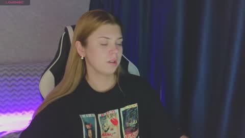 Molly   Emily online show from 09-19-25, 06:52