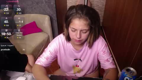 _kitten_1 online show from 03-17-26, 09:45