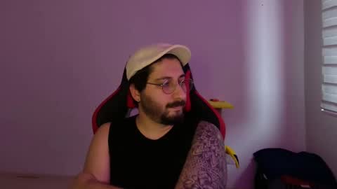 Snapshot of _kozalak_ chatting on 10-19-25, 12:39 _kozalak_ online show from 10-19-25, 12:39