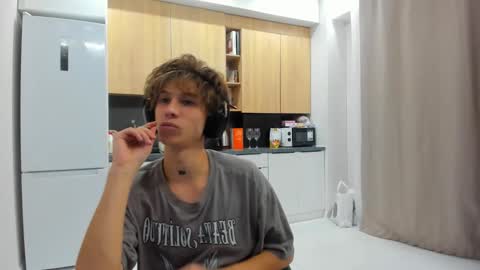 Kurt online show from 10-14-25, 12:44