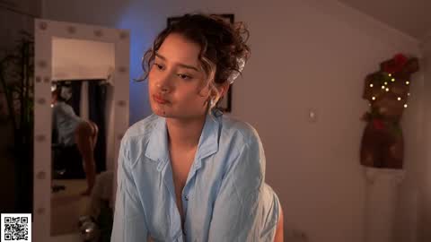 Snapshot of _lady_di chatting on 01-29-25, 03:12 Not on OF Some stuff for sale online show from 01-29-25, 03:12