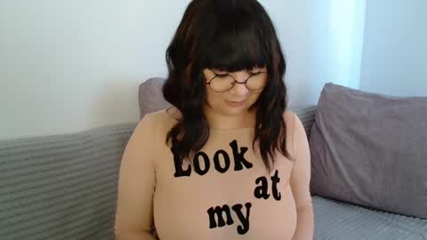 Snapshot of _lalilu_ chatting on 09-22-25, 12:07 _lalilu_ online show from 09-22-25, 12:07