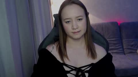 _lalune_ online show from 10-07-25, 10:23