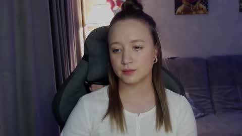 _lalune_ online show from 11-07-25, 01:22