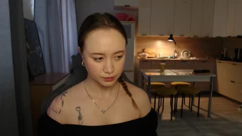 _lalune_ online show from 03-20-26, 05:45