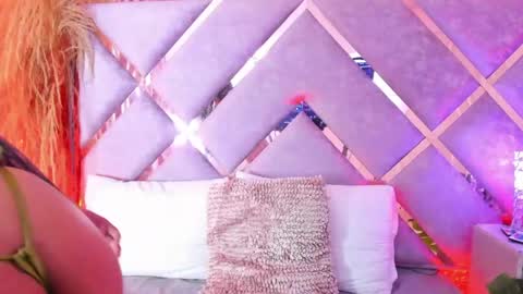 Lanna  online show from 06-02-26, 11:45