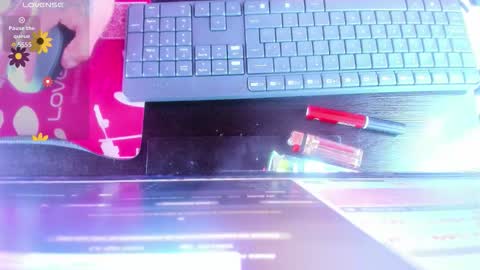 Snapshot of _lara1 chatting on 11-15-25, 07:21 paulina online show from 11-15-25, 07:21