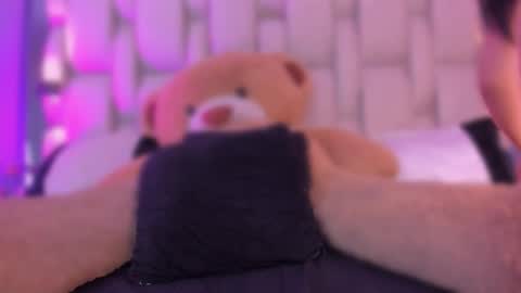     online show from 11-27-25, 08:44