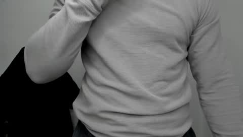 Snapshot of _layne chatting on 12-14-24, 04:12 Layne online show from 12-14-24, 04:12