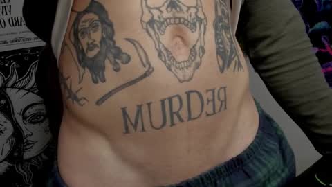 Snapshot of _layne chatting on 02-10-25, 02:05 Layne online show from 02-10-25, 02:05