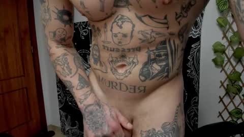 Snapshot of _layne chatting on 03-03-25, 06:55 Layne online show from 03-03-25, 06:55