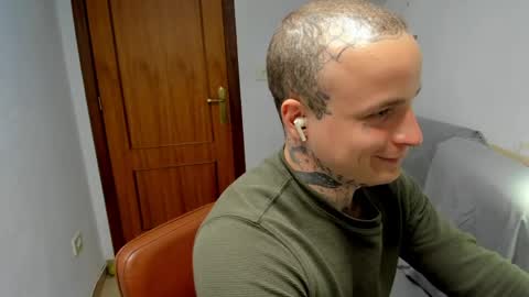 Layne online show from 04-04-26, 02:36