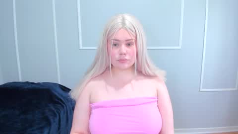 Snapshot of _leana_oo chatting on 11-05-25, 05:13 leana online show from 11-05-25, 05:13