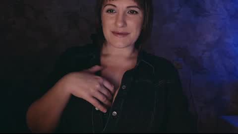 Snapshot of _letty_ chatting on 02-27-25, 09:04 Letty online show from 02-27-25, 09:04