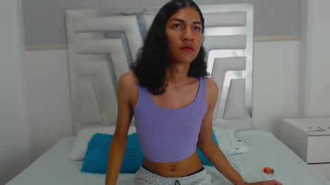 Snapshot of _lexx1e chatting on 12-16-24, 01:43 _lexx1e online show from 12-16-24, 01:43