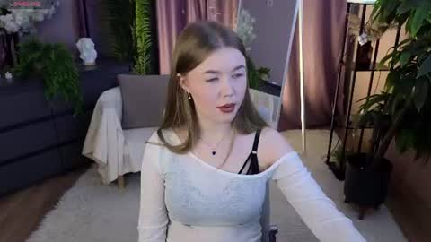 _liilcrystal_ online show from 06-26-26, 07:07