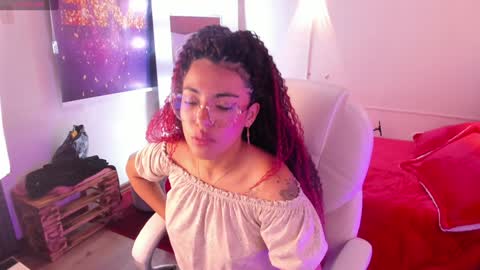 Lili  online show from 01-28-25, 08:26