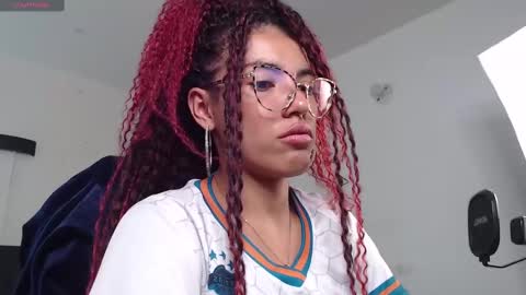 Lili  online show from 02-20-25, 08:14