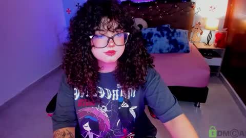 Liily online show from 12-20-25, 08:05