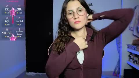 Lindasy online show from 04-27-26, 02:53