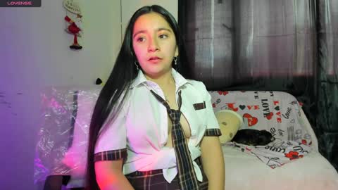 Snapshot of _litle_mily_ chatting on 12-21-24, 09:58 Mily online show from 12-21-24, 09:58