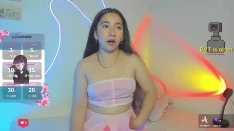 Snapshot of _litle_mily_ chatting on 09-10-25, 09:26 Mily online show from 09-10-25, 09:26