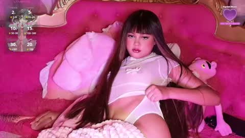 _little_glrl_ online show from 09-23-25, 07:11