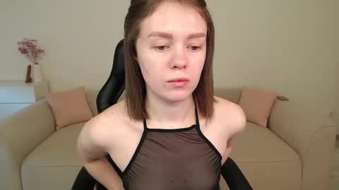  My name is lina Lush is activePrivate is Open online show from 06-03-26, 02:33