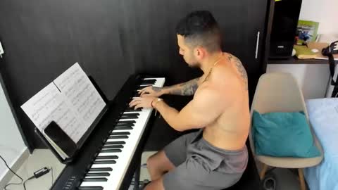 logan online show from 12-18-25, 12:33