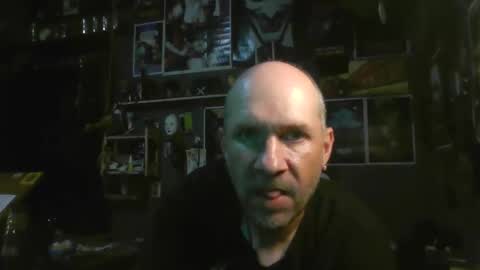 Snapshot of _longfellow chatting on 10-20-25, 03:40 That guy online show from 10-20-25, 03:40