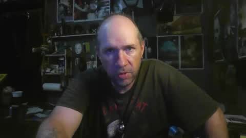 That guy online show from 11-14-25, 06:06